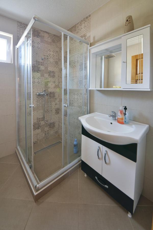 Disney Apartments Budva Buitenkant foto