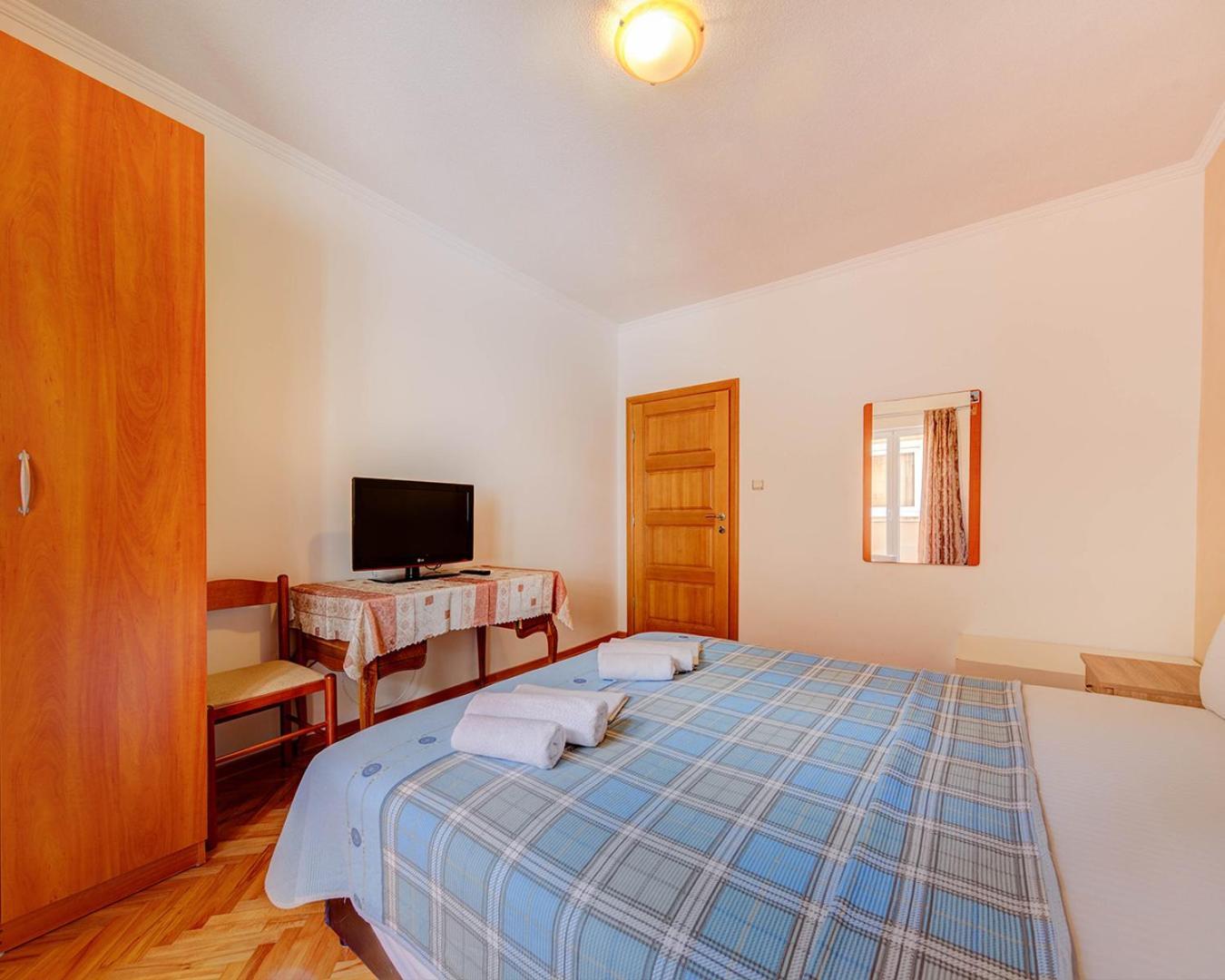 Disney Apartments Budva Buitenkant foto
